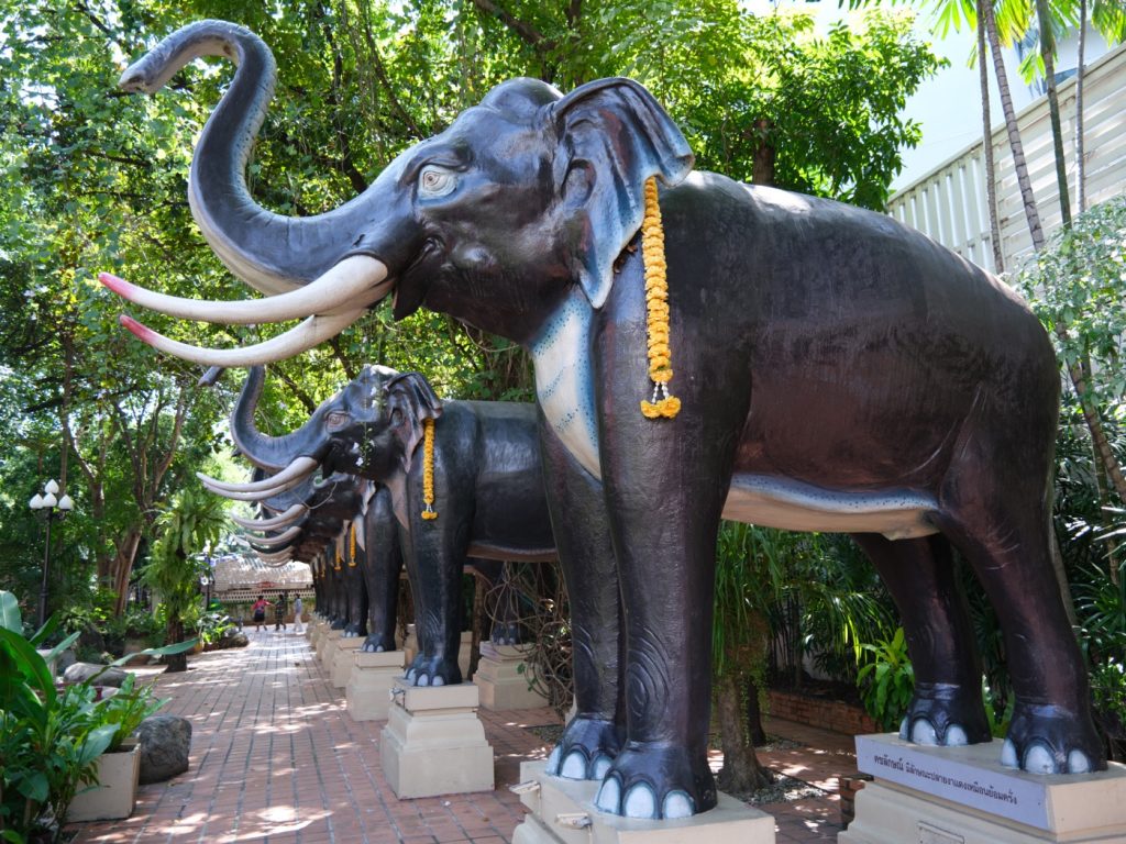 Erawan Museum 内部展陈与装饰