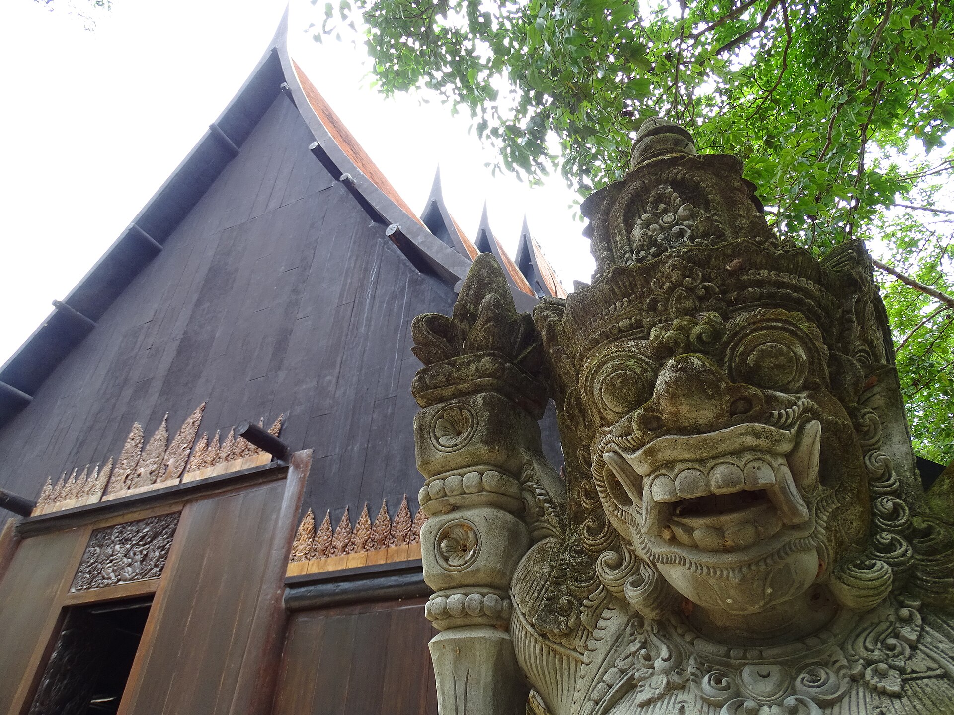 清莱黑庙 Baan Dam Museum 黑屋博物馆