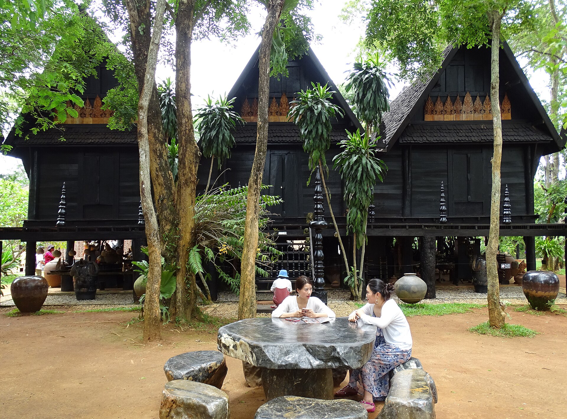 清莱黑庙 Baan Dam Museum 黑屋博物馆
