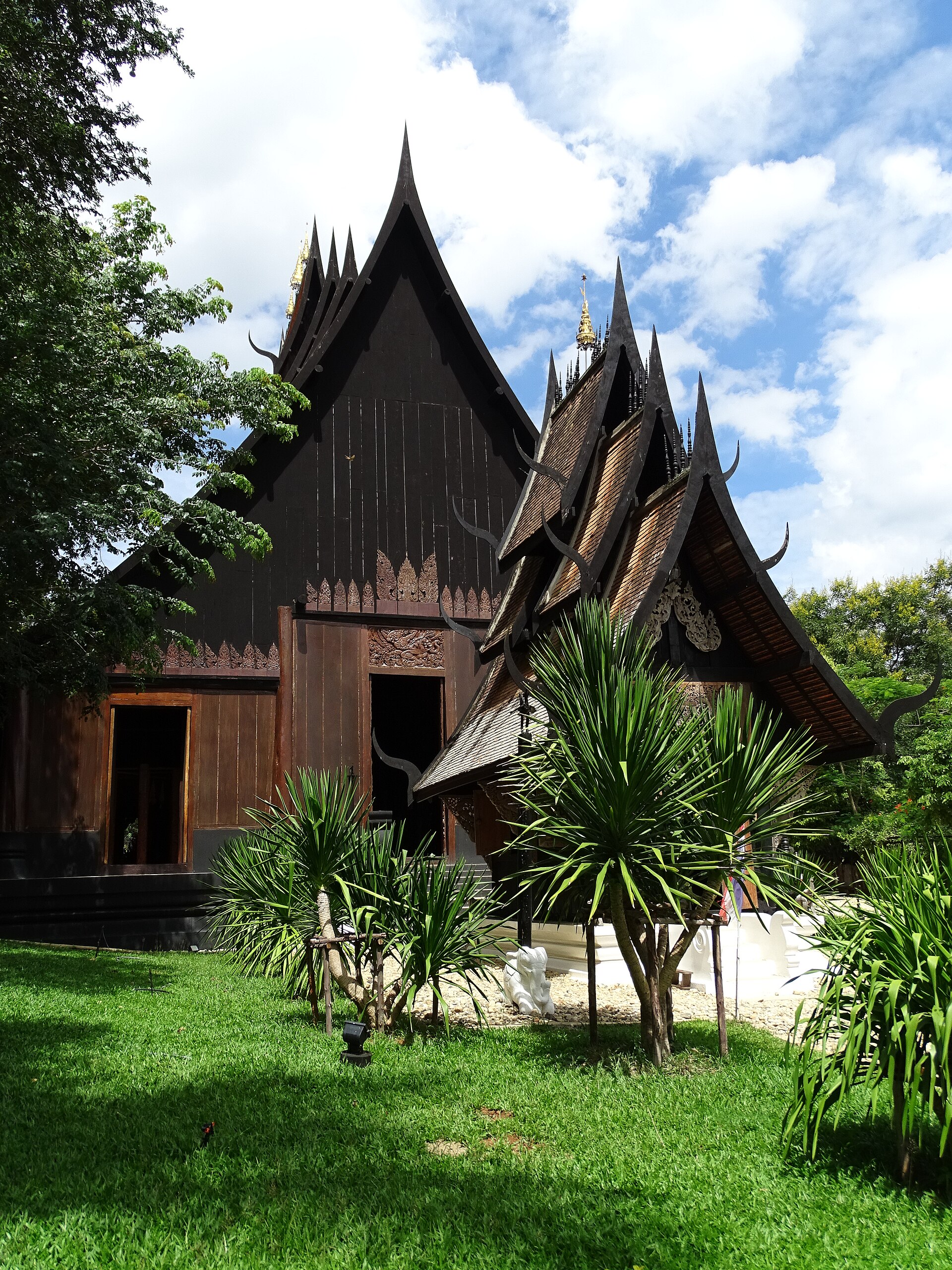 清莱黑庙 Baan Dam Museum 黑屋博物馆