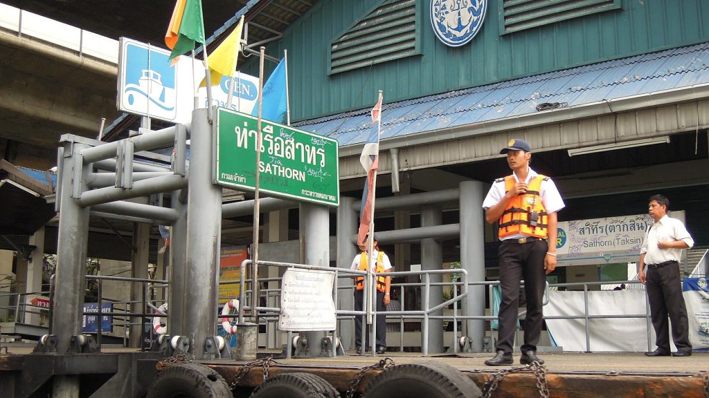 曼谷湄南河 Chao Phraya River 坐船半日路线