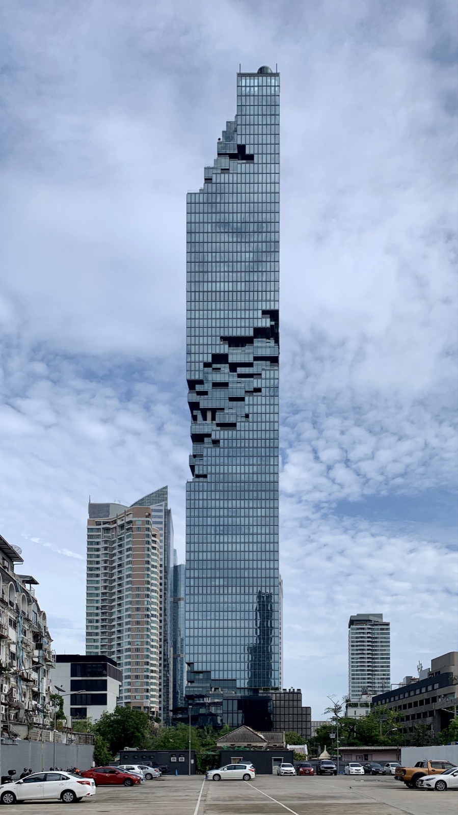 King Power Mahanakhon 像素切割外立面