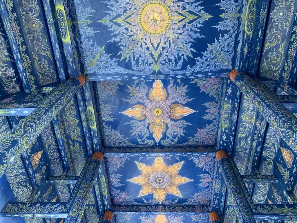 清莱蓝庙 Wat Rong Suea Ten Blue Temple Chiang Rai 图 2