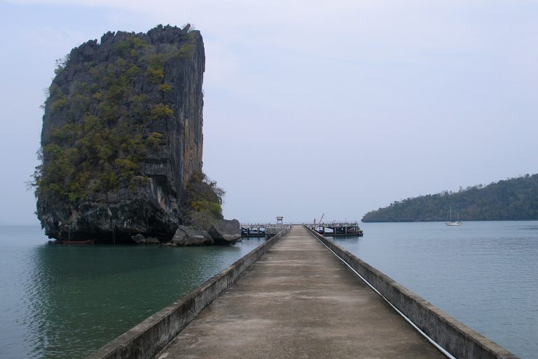 海上岩柱只是封面，沙敦的故事要从五亿多年前读起
