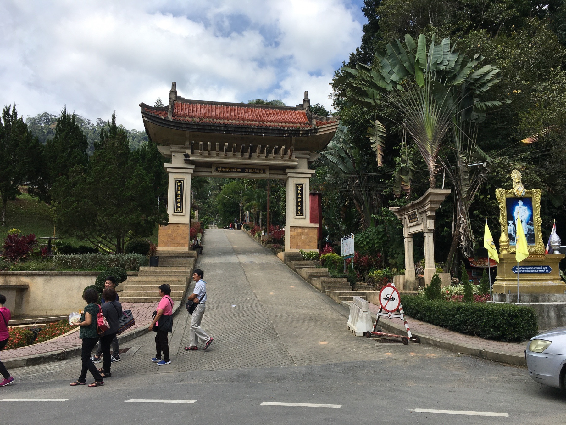 山林掩住入口,碧雅密隧道把往事留在地下