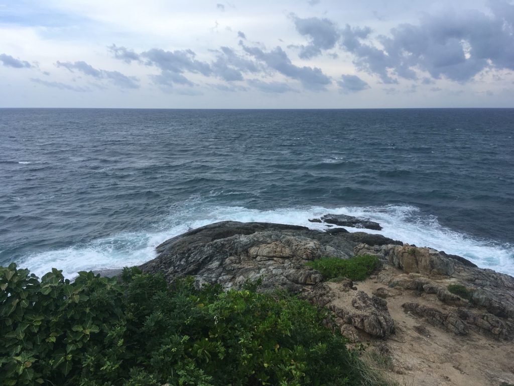 普吉岛神仙半岛观景台与海岸线