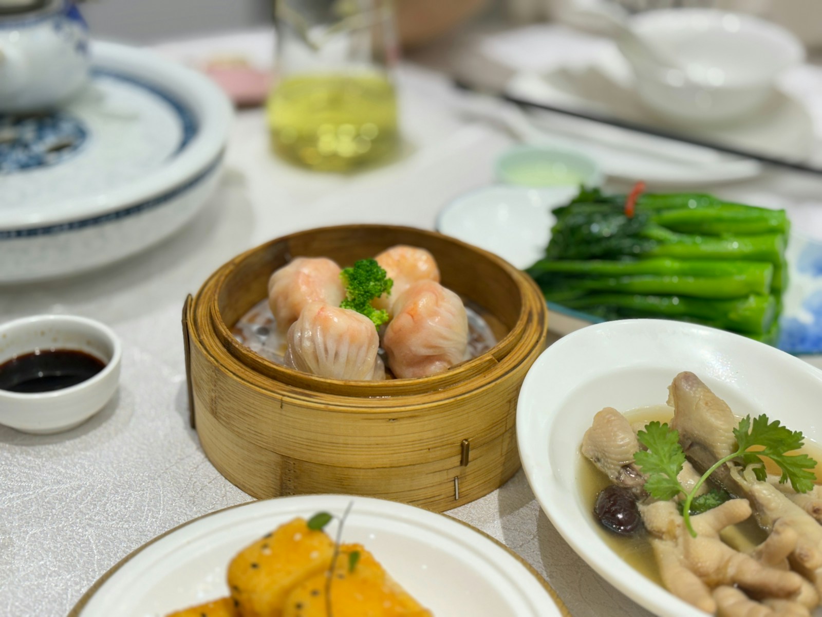 蒸汽升起来,合艾的早餐才坐下来